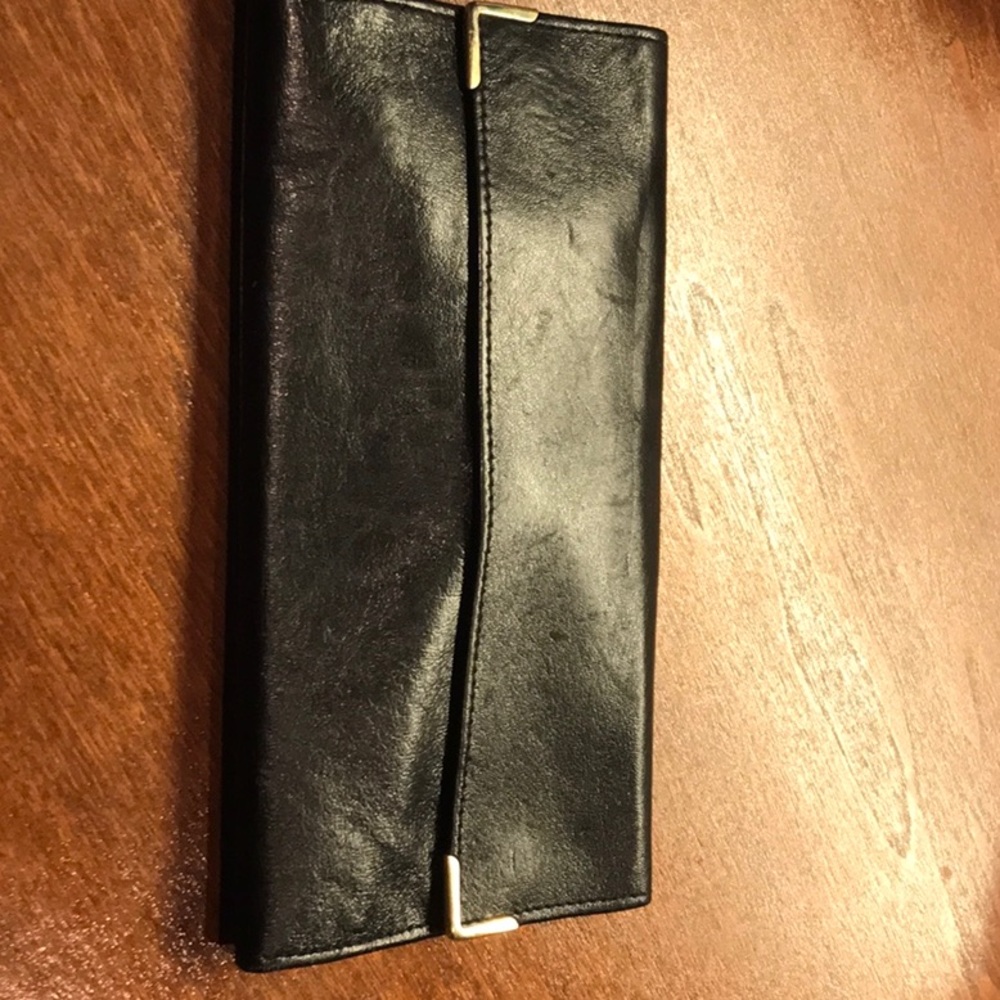 PURE LEATHER WALLET WITH A ZIPPER & BUTTON POCKET